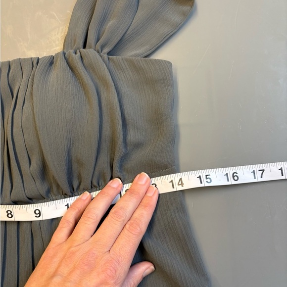 RW&CO. Grey Pleated Sleeveless lined billowy empire top women's size Small - Picture 9 of 11